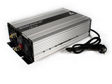 Zasilacz awaryjny (UPS + AVR) 12V UPS-4000SR Sinus 4000W/2000W 12V/230V Zasilacz awaryjny (UPS + AVR) 12V UPS-4000SR Sinus 4000W/2000W 12V/230V